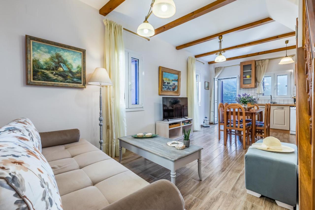 Вилла Sun Nest House Скопелос Экстерьер фото